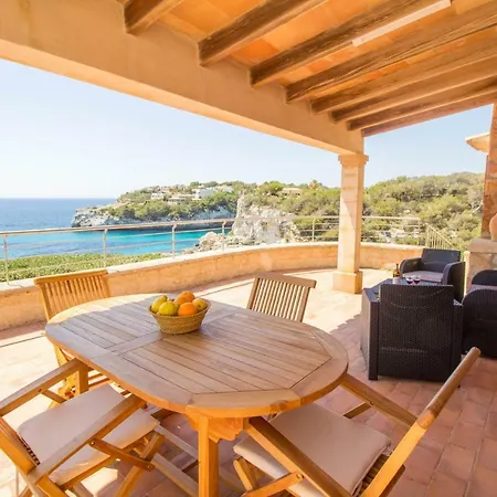 Beautiful Private On The Sea Villa *