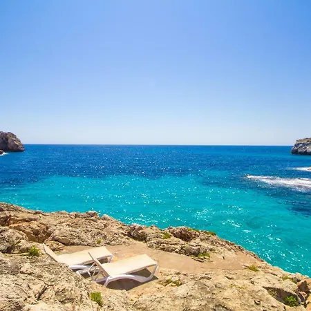 Beautiful Private On The Sea Villa Santanyi